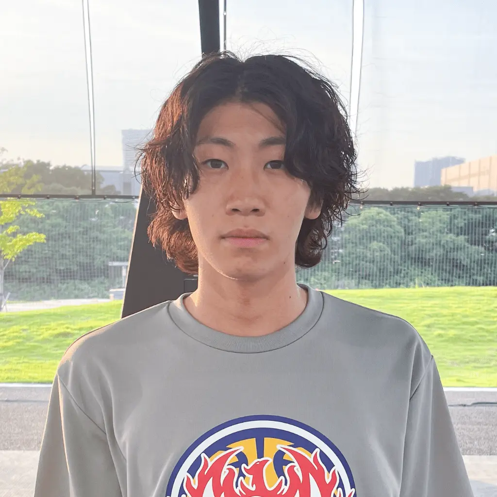 吉田 詠二 コーチの写真